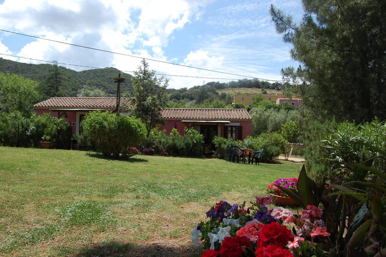 Agriturismo L'Aglientu B&B Loiri Porto San Paolo Exterior photo